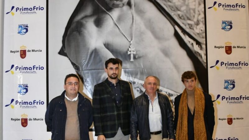 Mucia se rinde a Rafaelillo