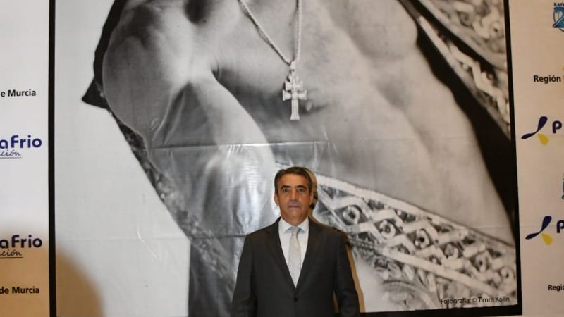 Mucia se rinde a Rafaelillo