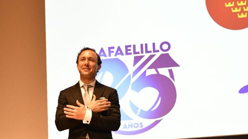 Mucia se rinde a Rafaelillo