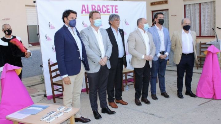 Simón Casas y Manuel Amador siguen en Albacete dos años más