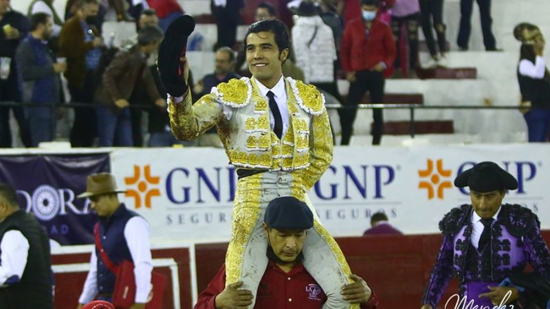 La tarde fue para San Román en el inicio de la Feria de León