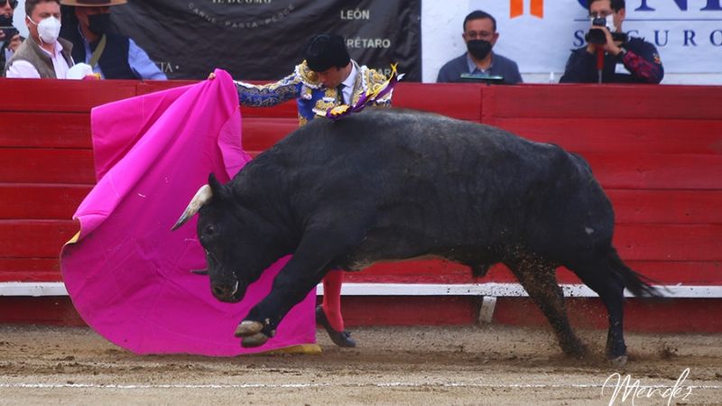 La tarde fue para San Román en el inicio de la Feria de León