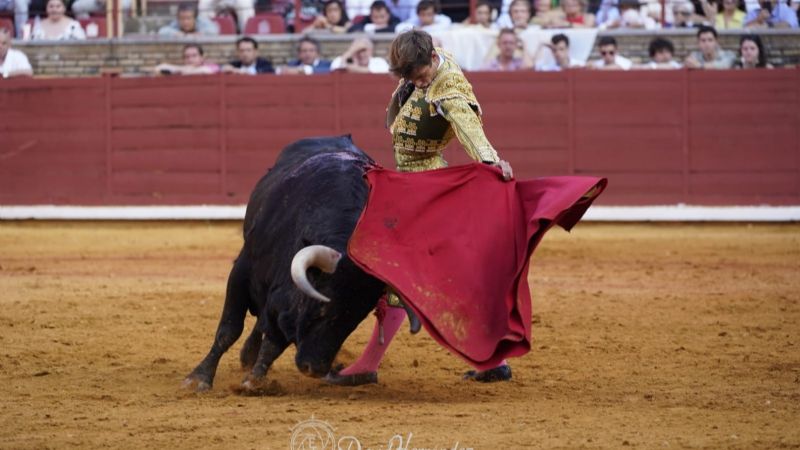 Marcos Linares y González Écija, oreja en Córdoba