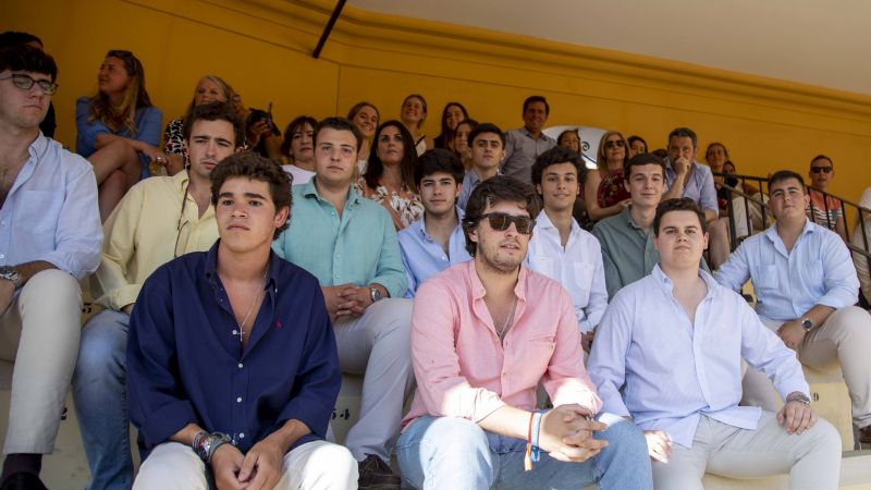 Dávila Miura acompaña a más de 100 jóvenes estudiantes invitados por la empresa Pagés
