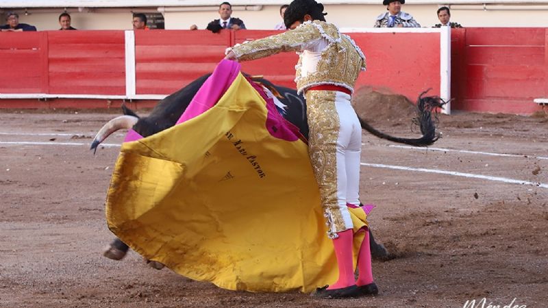 Adame, en tanto que, Hermosillo, se la jugó en la sexta corrida en Aguascalientes