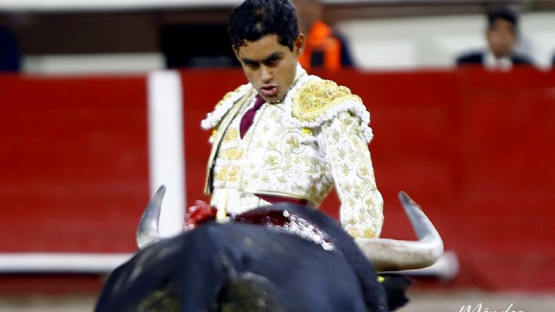 Adame, en tanto que, Hermosillo, se la jugó en la sexta corrida en Aguascalientes