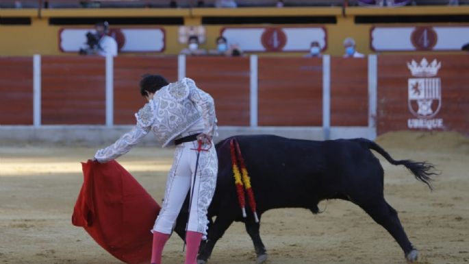 Víctor Barroso y ‘El Melli’, dos orejas por coleta en la IV del Encuentro Andaluz en Ubrique