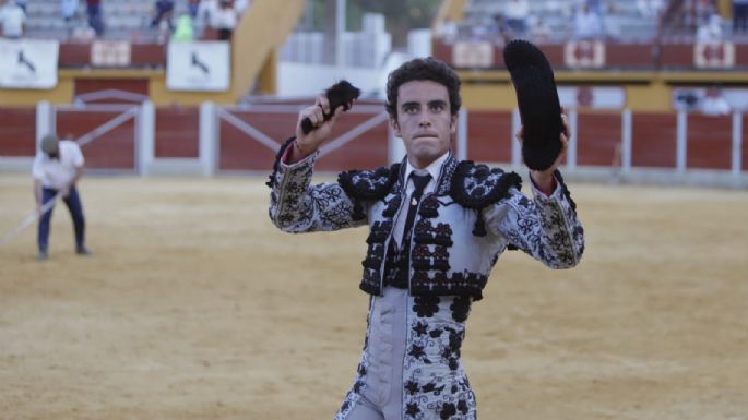 Víctor Barroso y ‘El Melli’, dos orejas por coleta en la IV del Encuentro Andaluz en Ubrique