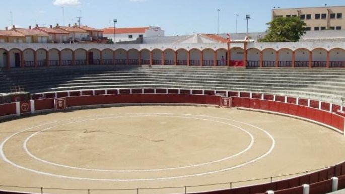 Una corrida de toros mixta en Munera