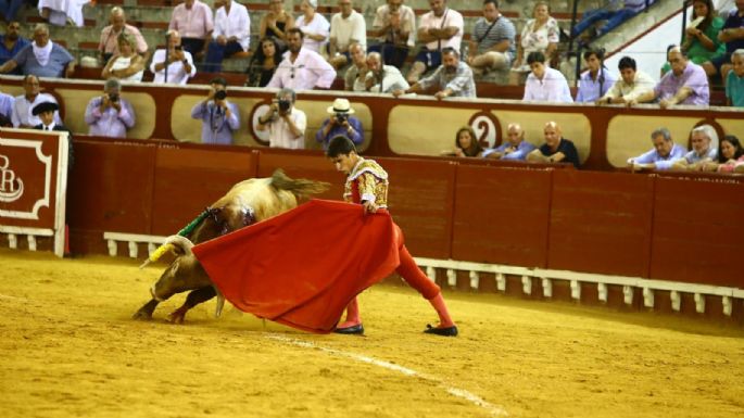 Alarcón y Barroso se van en hombros en El Puerto de Santa María