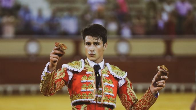 Alarcón y Barroso se van en hombros en El Puerto de Santa María