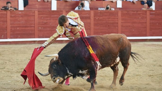 Juan Leal y Samuel Navalón, a hombros en Munera