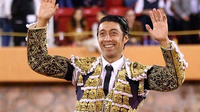 Sergio Flores sale a hombros en Zacatecas en una emotiva despedida de Pablo Hermoso