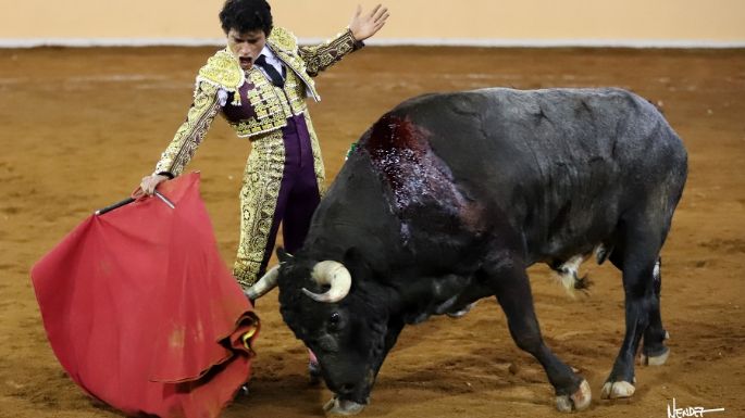 Enrique Ponce e Isaac Fonseca, orejeados en el coso de Provincia Juriquilla