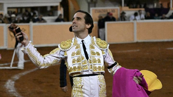 Gran ambiente y gran faena de Juan Ortega en Juriquilla