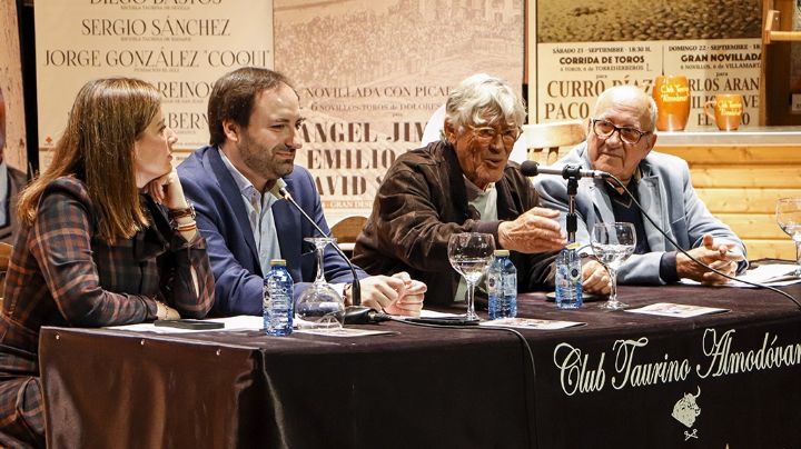 Simón Casas inauguró la Semana Cultural Taurina de Almodóvar del Campo