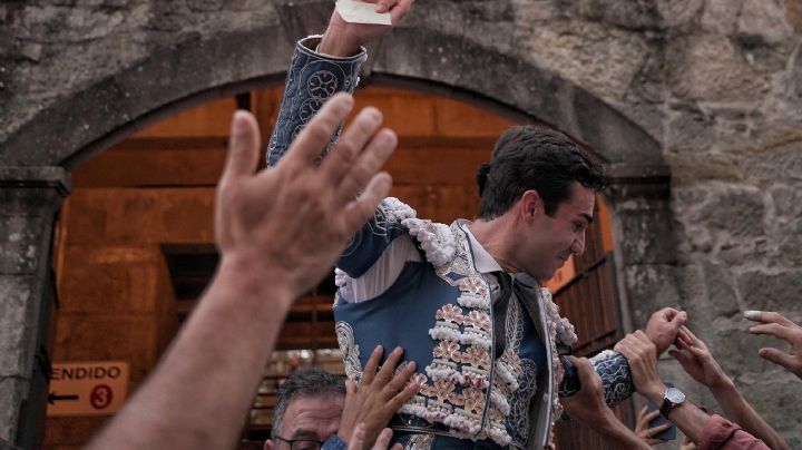 Puerta Grande para Rufo en Pontevedra