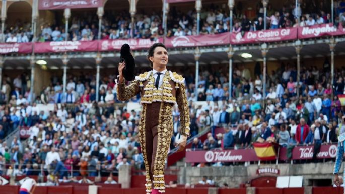 La terna a hombros en la cuarta de Salamanca