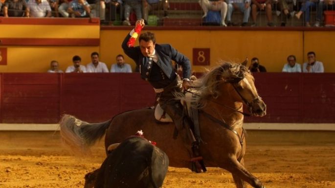 La terna a hombros en Almodóvar del Campo