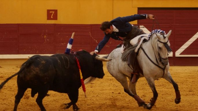 La terna a hombros en Almodóvar del Campo