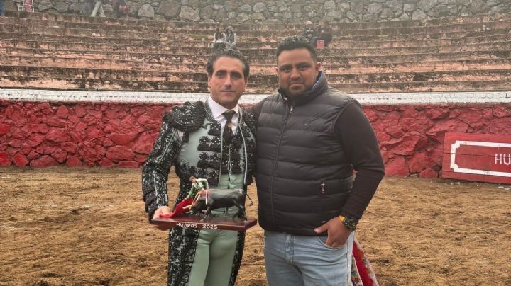 Emilio Serna triunfador de Huaros