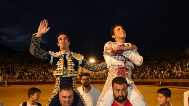 Roca Rey, heroico, y Tomás Rufo, sublime, a hombros en Huesca