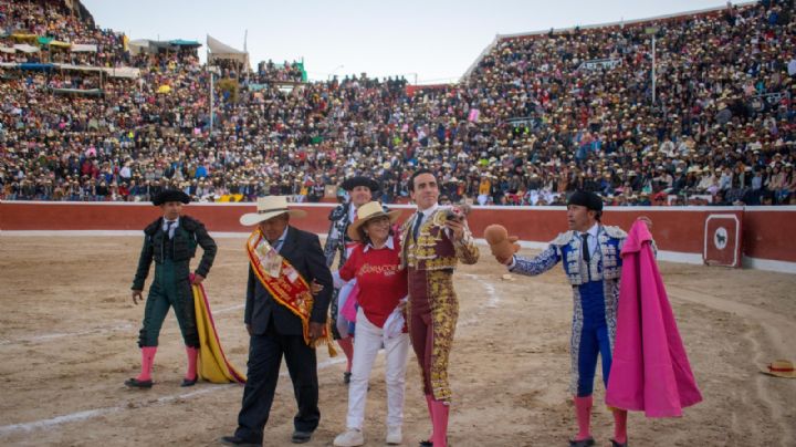 Un extraordinario Galdós corta tres orejas en Coracora