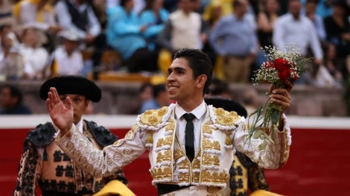 Héctor Gutiérrez corta la primera oreja de la Feria de San Miguel el Alto