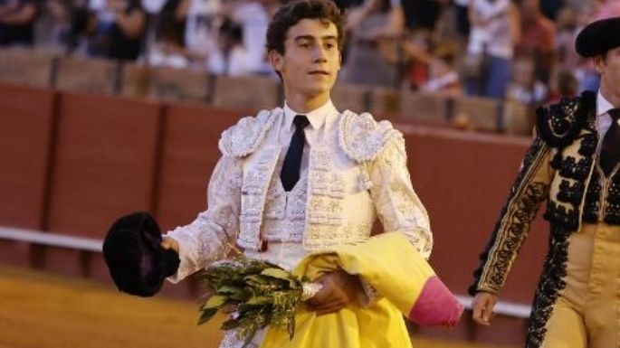 Manuel Quintana reaparece en Nimes apenas dos semanas después de una cornada interna de 15 cm