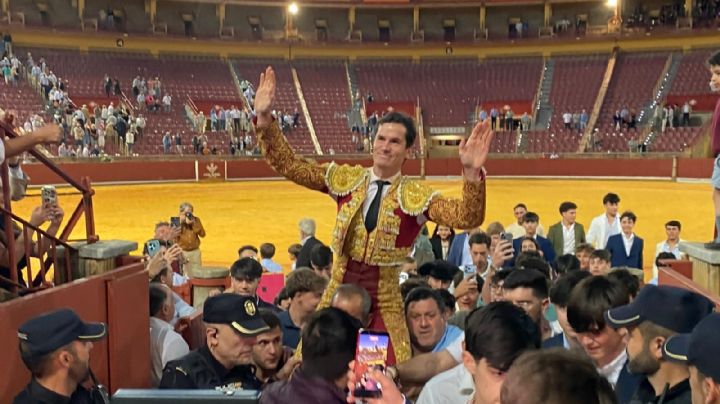 Daniel Luque abre la puerta de los califas en una tarde triunfalista, que no triunfal