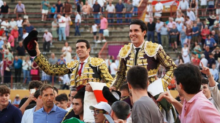 Emilio de Justo y Talavante abren la Puerta Grande en Ávila ante una expectante corrida de Pallarés