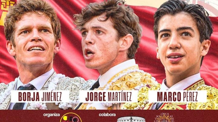 Los galones de la juventud asaltan Lorca en el Día de la Región de Murcia