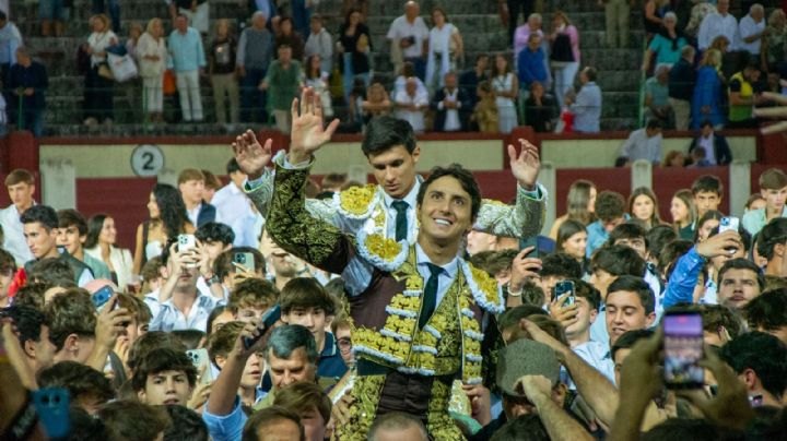 Roca Rey y Diosleguarde cortan tres orejas cada uno en Valladolid