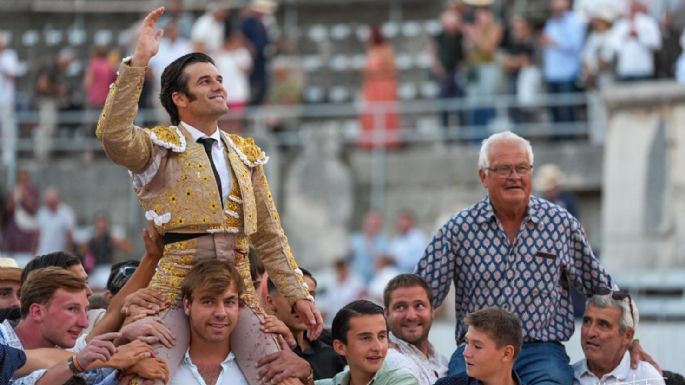 José Garrido indulta a ‘Enmudecido’ y firma una tarde grande en Arles