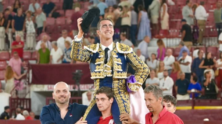 El Fandi, a hombros en Murcia; Ferrera corta una oreja y Escribano se entrega sin opciones