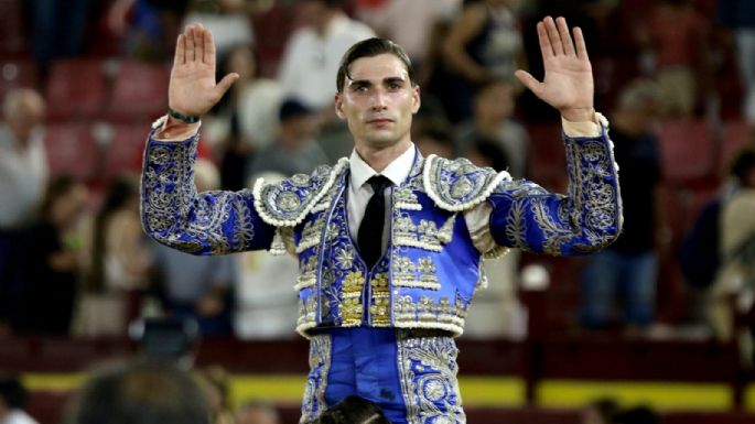 Parrita y "Orgulloso" salvan la tarde en Murcia