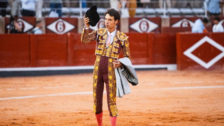 Diego Mateos deja su carta de presentación en la novillada de Adelaida Rodríguez