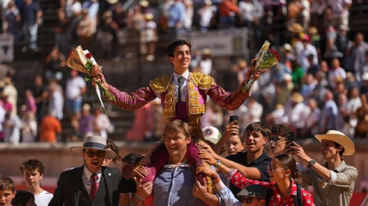 Marco Pérez agranda su idilio con Nimes en una mañana de cinco orejas
