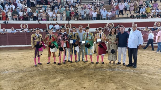 Alejandro Alcaraz se corona en Lucena en la gran final del XXVIII Ciclo de Becerradas